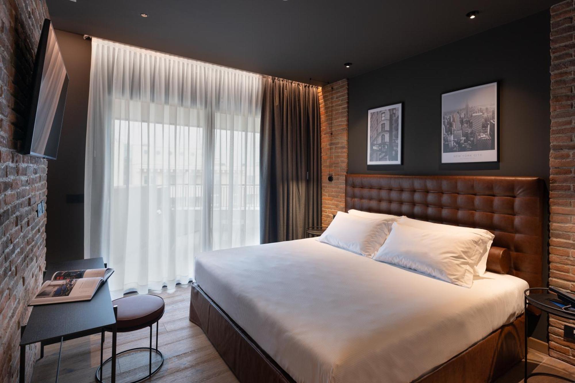 사보이 비치 호텔 앤 테르말 스파 비비오네 외부 사진 Deluxe room